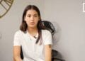 ROSE KELY RANARIVELO, MANNEQUIN, ARTISTE PLASTICIENNE – « Je puise mes forces et mon identité artistique de mes origines malgaches »
