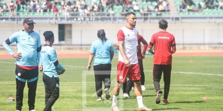FOOTBALL – Fabien Boyer attendu en Afrique du Sud pour le match des Barea contre les Aigles du Mali