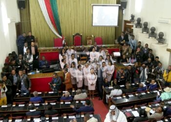 PARLEMENT – La Commission ad hoc en pleins travaux d’élaboration de la proposition de nouveau  règlement intérieur de l&rsquo;Assemblée nationale