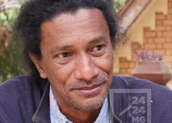 ÉVÉNEMENT – Johary Ravaloson, au festival de Littérature de Macondo au Kenya