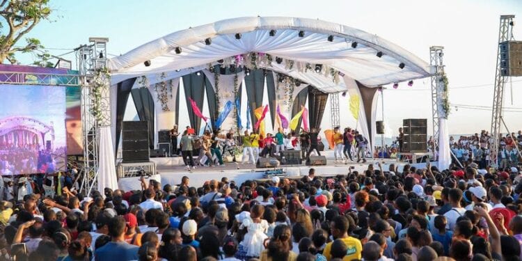RELIGION – “Les jeunes éduqués et vivant dans la foi prendront une part importante au développement du pays”, estime Andry Rajoelina