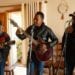 TSIAKORAKA, GROUPE D’ARTISTES – « Nos compositions viennent du coeur et du terroir »
