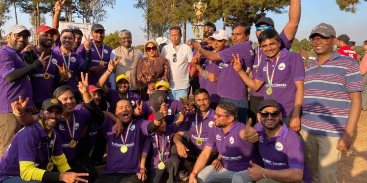 SPORT – Le premier tournoi de cricket à Madagascar organisé par la communauté indienne de la Grande île à Ambohibao