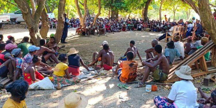 FEUX DE FORET – Le ministère de l’environnement sensibilise les riverains de l’aire protégée d’Andohaela