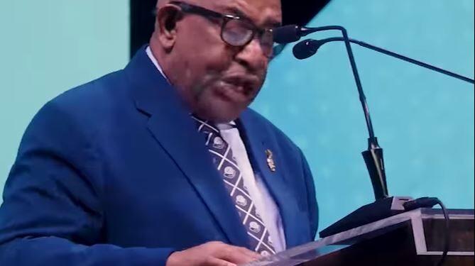 OCEAN INDIEN – Passe d’armes entre Emmanuel Macron et Azali Assoumani sur la question de Mayotte