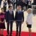 VISITE D’ETAT – Le couple Macron accueilli au Palais d’Etat d’Iavoloha par le couple Rajoelina