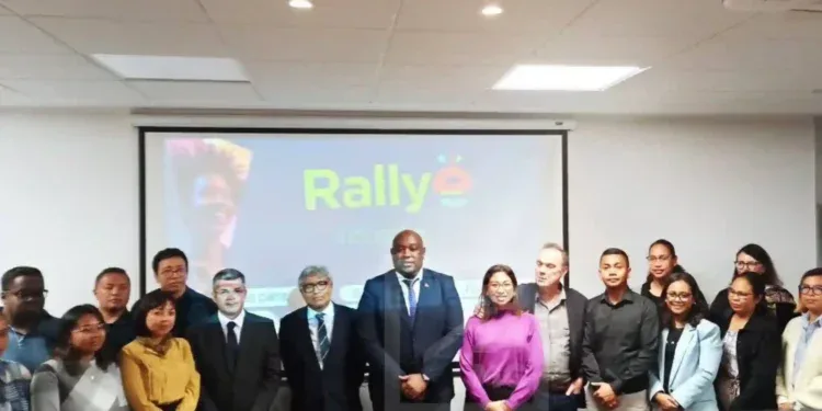 RALLYE DES INDUSTRIES – Démarrage de l’immersion au sein du monde industriels pour les universitaires en compétition