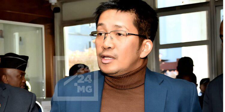 SANTE PUBLIQUE – Le Pr Zely Arivelo Randriamanantany invite les agents de son ministère à faire preuve d’empathie, de compréhension et de bienveillance