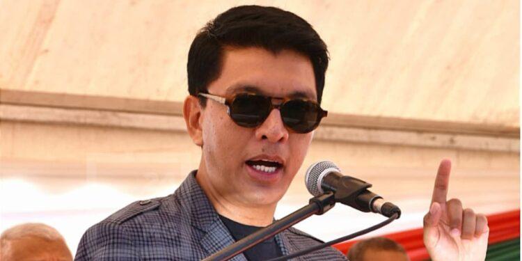 AFFAIRE IMMATRICULATION PROVISOIRE D’AVIONS – Andry Rajoelina annonce l’arrestation des deux individus recherchés pour « usurpation et falsification »