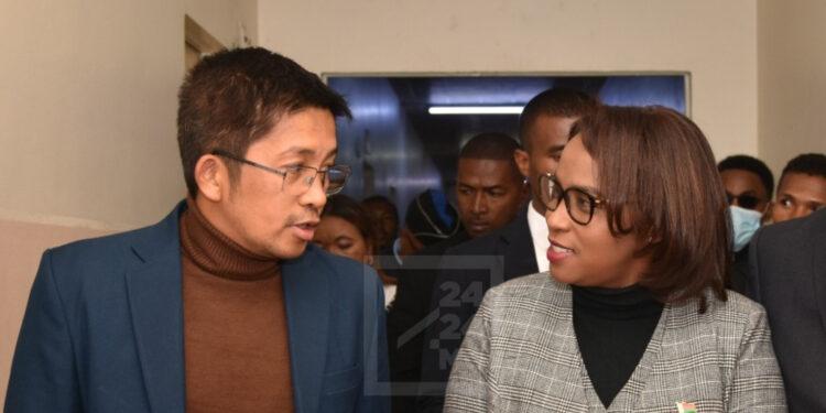 AFFAIRE AMBOHIMALAZA – Le ministre de la Santé soulève des “symptômes non liés au botulisme” pour écarter la piste de l’intoxication à la toxine botulinique