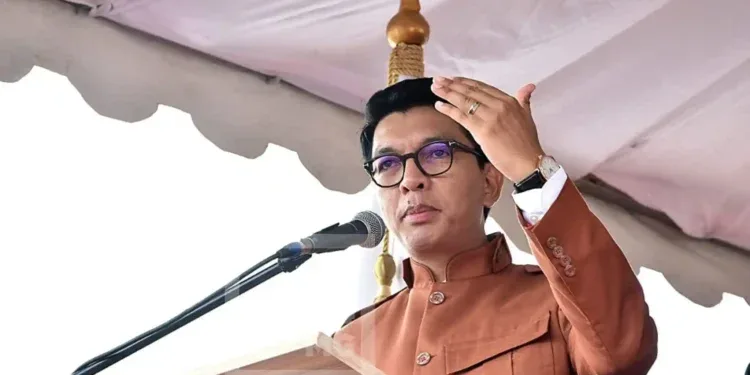 SUSPICION D&rsquo;EMPOISONNEMENT – Andry Rajoelina convoque les ministres pour répondre en direct sur les chaînes publiques aux questions sur l’affaire Ambohimalaza