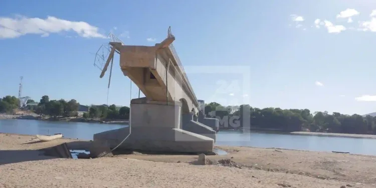 INFRASTRUCTURES – Les travaux de mise en place d’un pont modulaire à Mahavavy prévus achevés mi-octobre, selon le gouvernorat de Diana