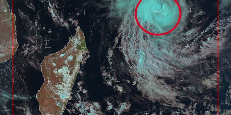 INTEMPERIES – La région Sava et les districts d’Antsiranana I et II sous vigilance verte fortes pluies, selon Météo Madagascar