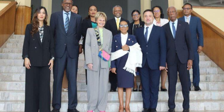 DIPLOMATIE – Une séance de travail avec le MAE démarre la mission d’information et de contact de l’OIF à Madagascar