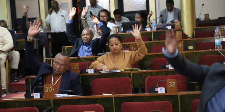 PARLEMENT – L’Assemblée nationale donne le feu vert pour la création des commissions d’enquête sur les grands projets miniers à Madagascar