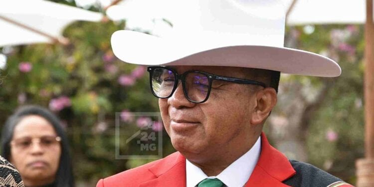 JUSTICE – Le général Richard Ravalomanana pourrait aussi être poursuivi pour complicité d’homicide et de blessures volontaires, selon le procureur général