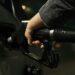 CARBURANT – L’essence passe sous la barre symbolique des 5 000 ariary après une baisse de 200 ariary
