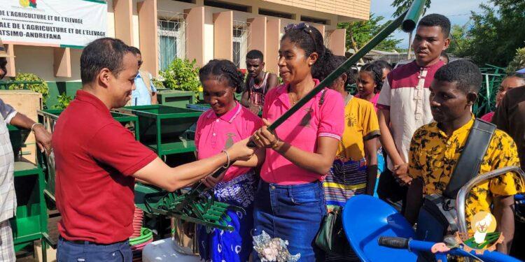 AGRICULTURE – Plus de 1 300 ménages agricoles du Bas Mangoky propulsés vers une production moderne