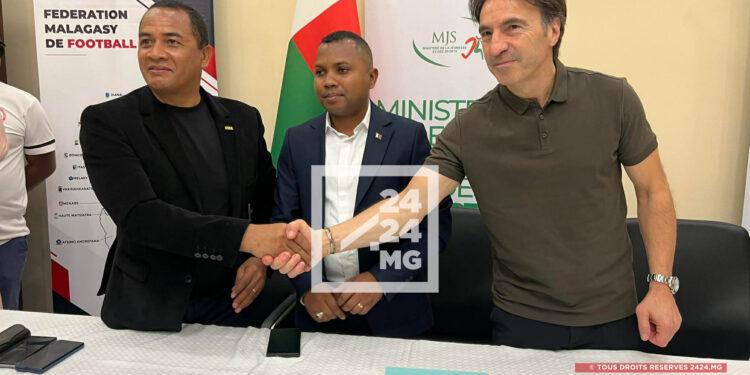 FOOTBALL – Deux matchs amicaux envisagés pour les Barea en mars, selon Alfred Randriamanampisoa