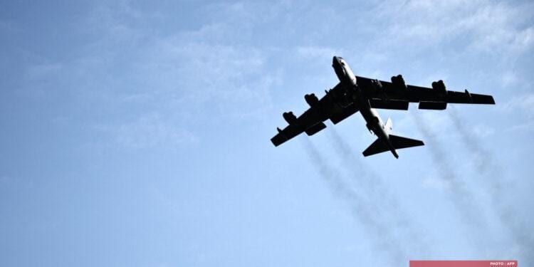 ETATS-UNIS – Huit morts dans le crash d’un bombardier B-52 américain aux abords de la base aérienne d’Edwards en Californie