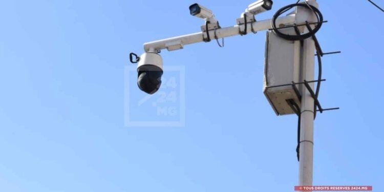 INSÉCURITÉ – L’État réactive l’Office des transmissions militaires de l’Etat (OTME) pour gérer le réseau national de vidéosurveillance