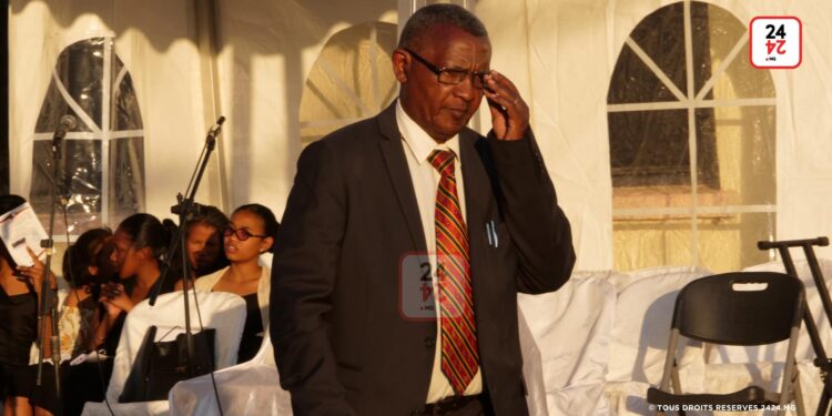 ADMINISTRATION – Le président de la Refondation et le Premier ministre sur le terrain pour les matchs de gala en ouverture de l’Asief 2026