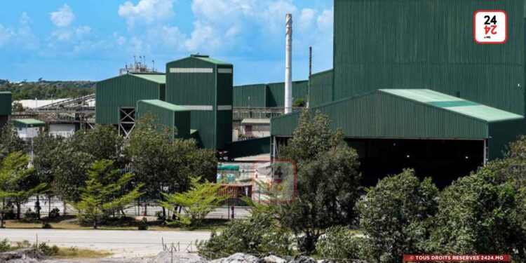 ACTIVITÉS MINIÈRES – Le barrage sur la route menant au site de Mandena de QMM levé