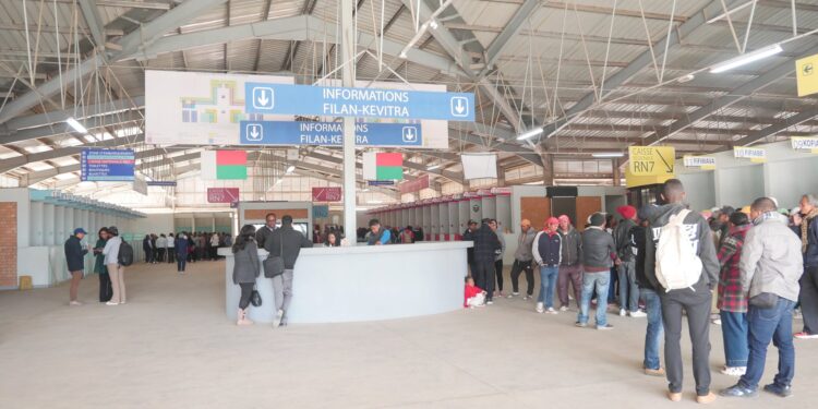 TRANSPORT – Dix lignes de navette pour faciliter les déplacements vers la gare routière d’Amoronakona