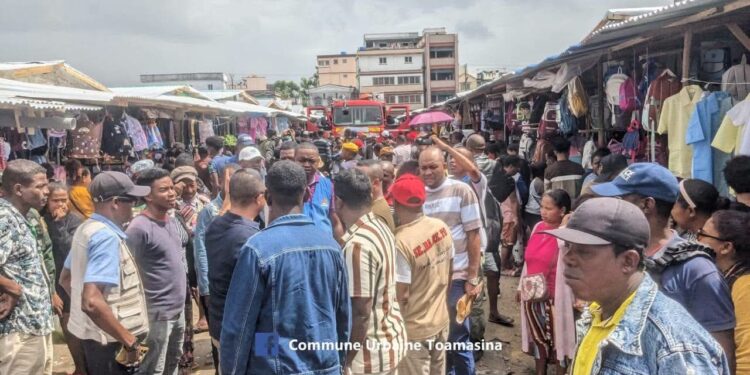 INFRASTRUCTURES – Trois bouches d’incendie installées et une voie ouverte pour faciliter l’évacuation au Bazary Kely de Toamasina
