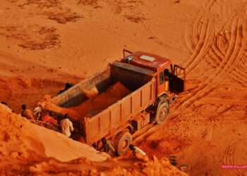 SECTEUR EXTRACTIF – L’Etat annonce l’attribution de l’exploitation des réserves de bauxite de Manantenina à Picadilly Management Limited 