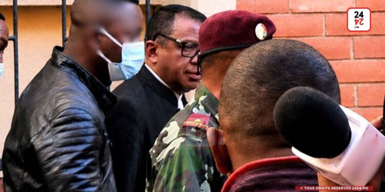 JUSTICE – Le Général Richard Ravalomanana condamné à 10 ans de travaux forcés pour complicité de meurtre et de complicité de coups et blessures volontaires