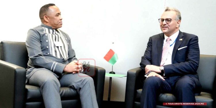 DIPLOMATIE – Le Colonel Michaël Randrianirina rencontre le conseiller principal pour l’Afrique de Donald Trump, Massad Boulos